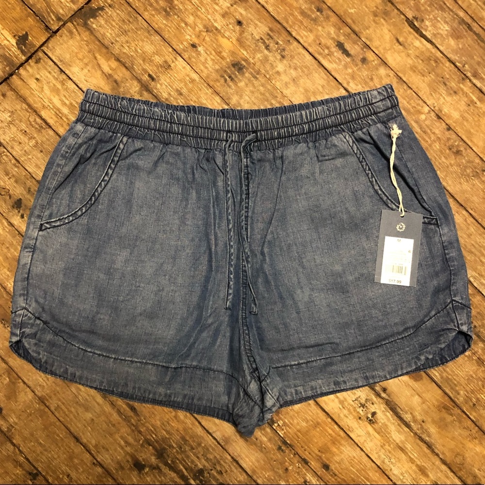 Linen drawstring shorts